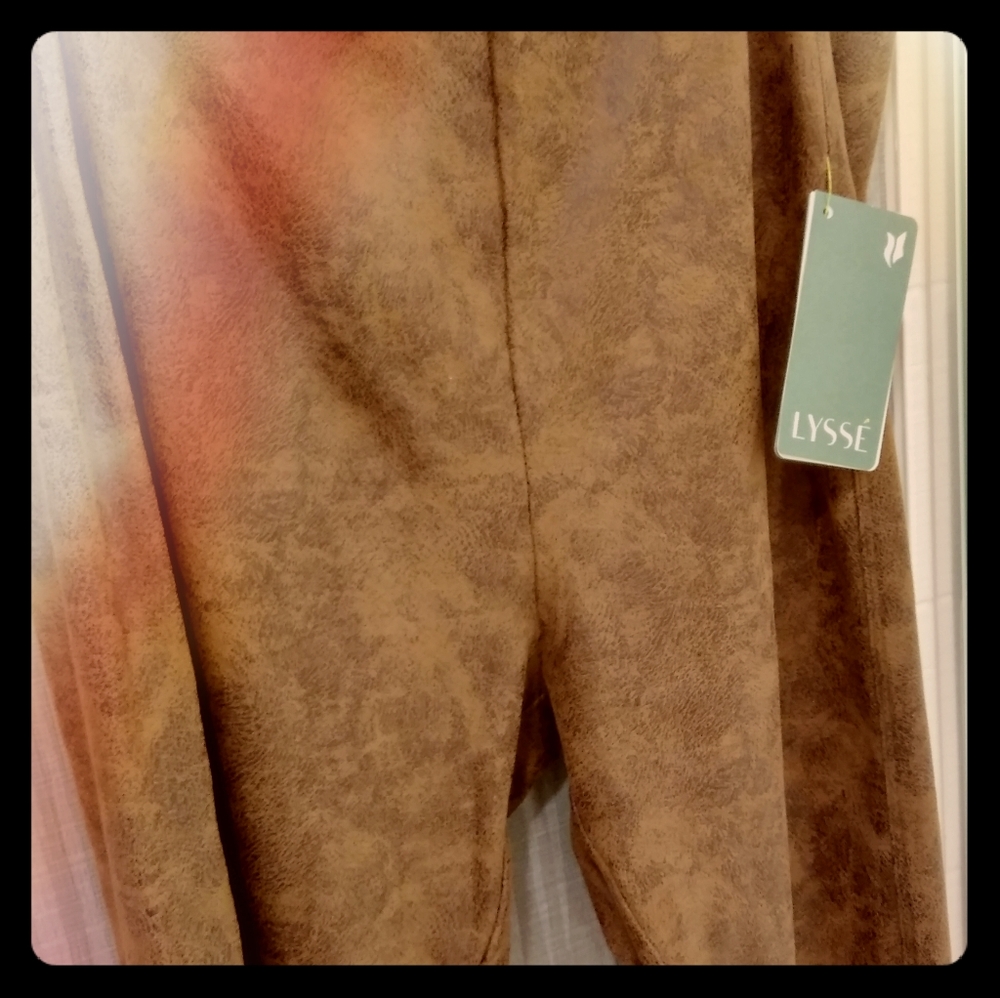 VEGAN LEATHER LEGGINGS NWT